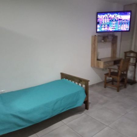 Depto Temporario La Plata Bed & Breakfast Exterior photo